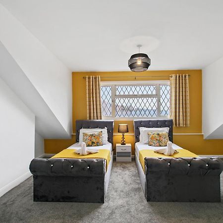 Home In Woodhouse, Leeds 리즈 외부 사진